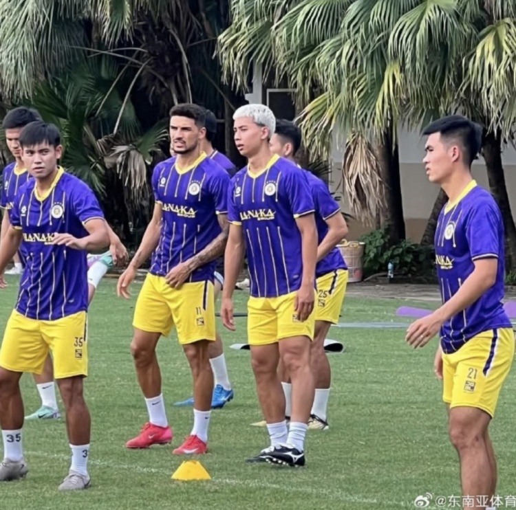 博主：黎騰龍已經(jīng)加入了河內(nèi)FC的季前試訓
